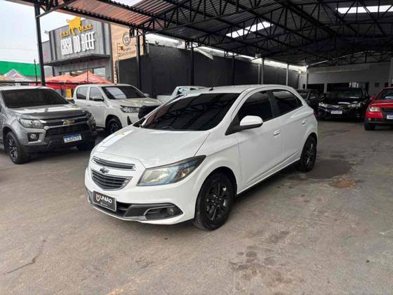 CHEVROLET ONIX 1.4 MPFI LTZ 8V FLEX 4P AUTOMÁTICO